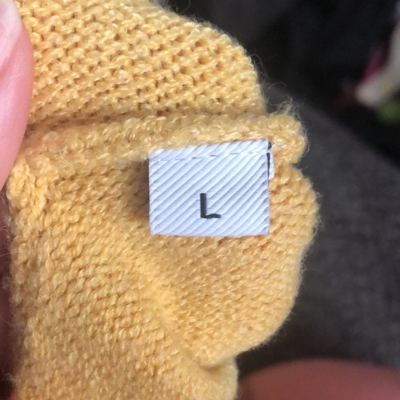 🔹4 for $30 Soft Cardigan, Large - Picture 4 of 4